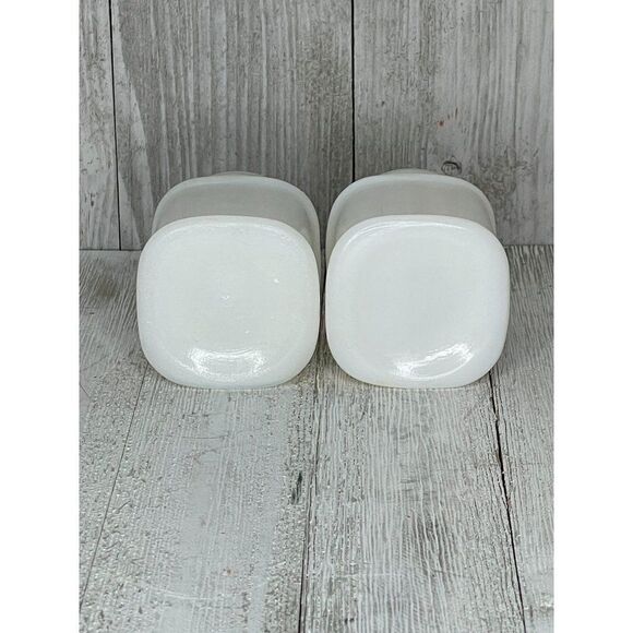2 Vintage Milk Glass Ponds Cold Cream Jars - Picture 7 of 8